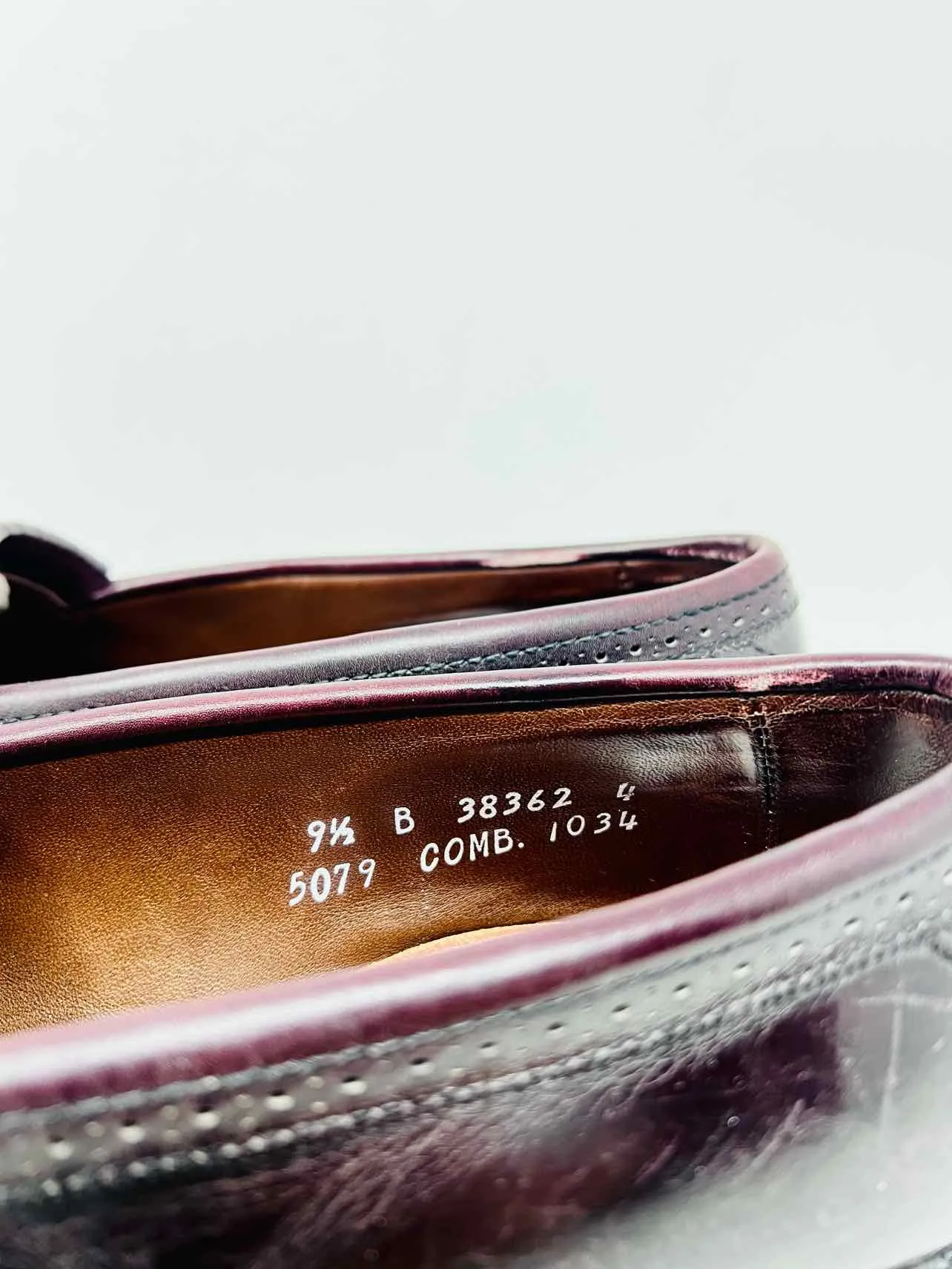 Allen Edmonds Size 9.5 Chocolate Tassled Leather AS IS Men's Loafers- Men's